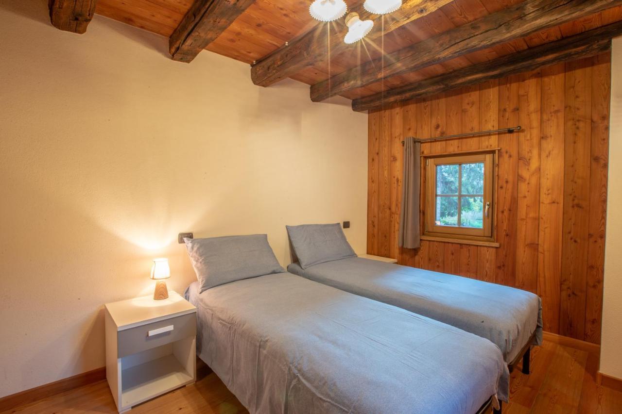L'Atelier Du Temps - Les Greniers Appartements Aosta Eksteriør billede
