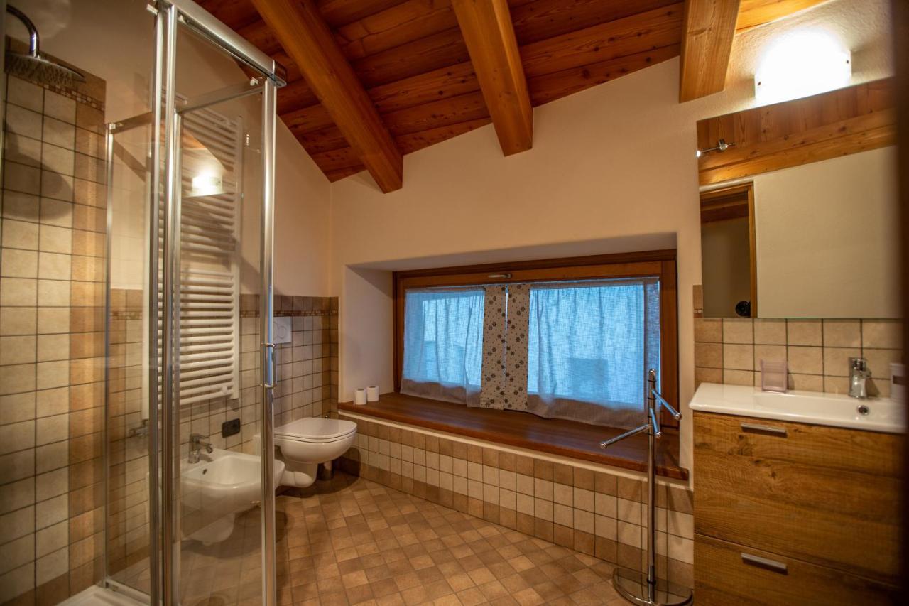 L'Atelier Du Temps - Les Greniers Appartements Aosta Eksteriør billede