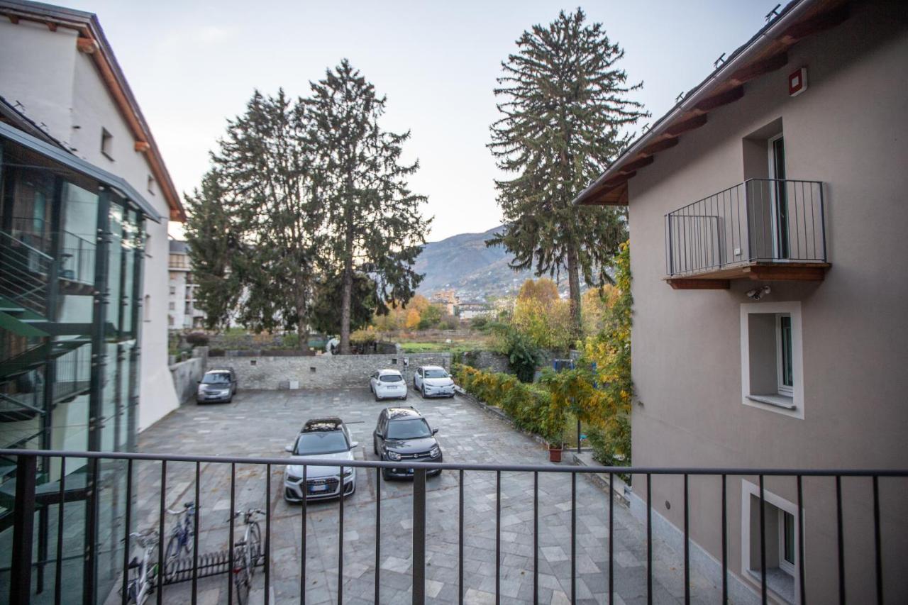 L'Atelier Du Temps - Les Greniers Appartements Aosta Eksteriør billede