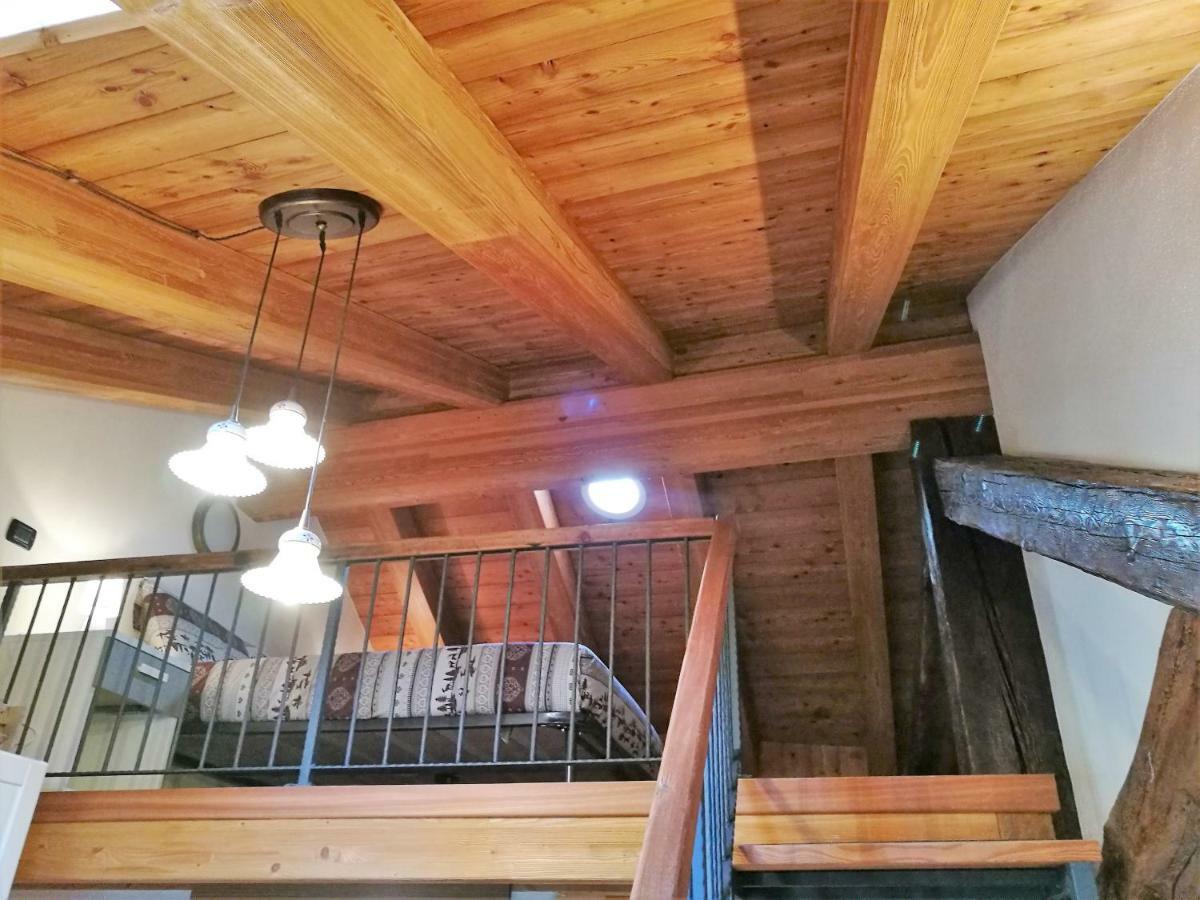 L'Atelier Du Temps - Les Greniers Appartements Aosta Eksteriør billede