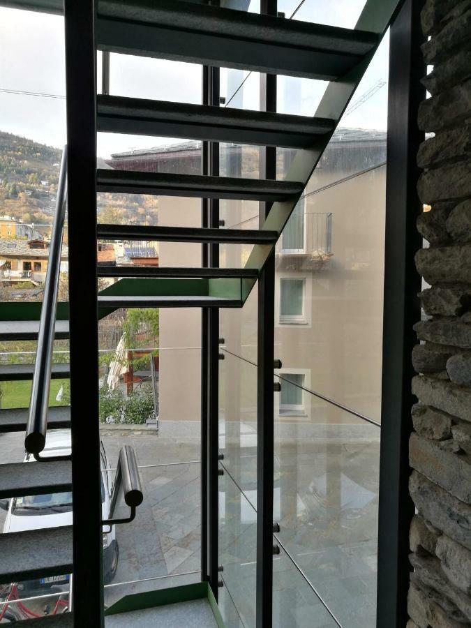L'Atelier Du Temps - Les Greniers Appartements Aosta Eksteriør billede