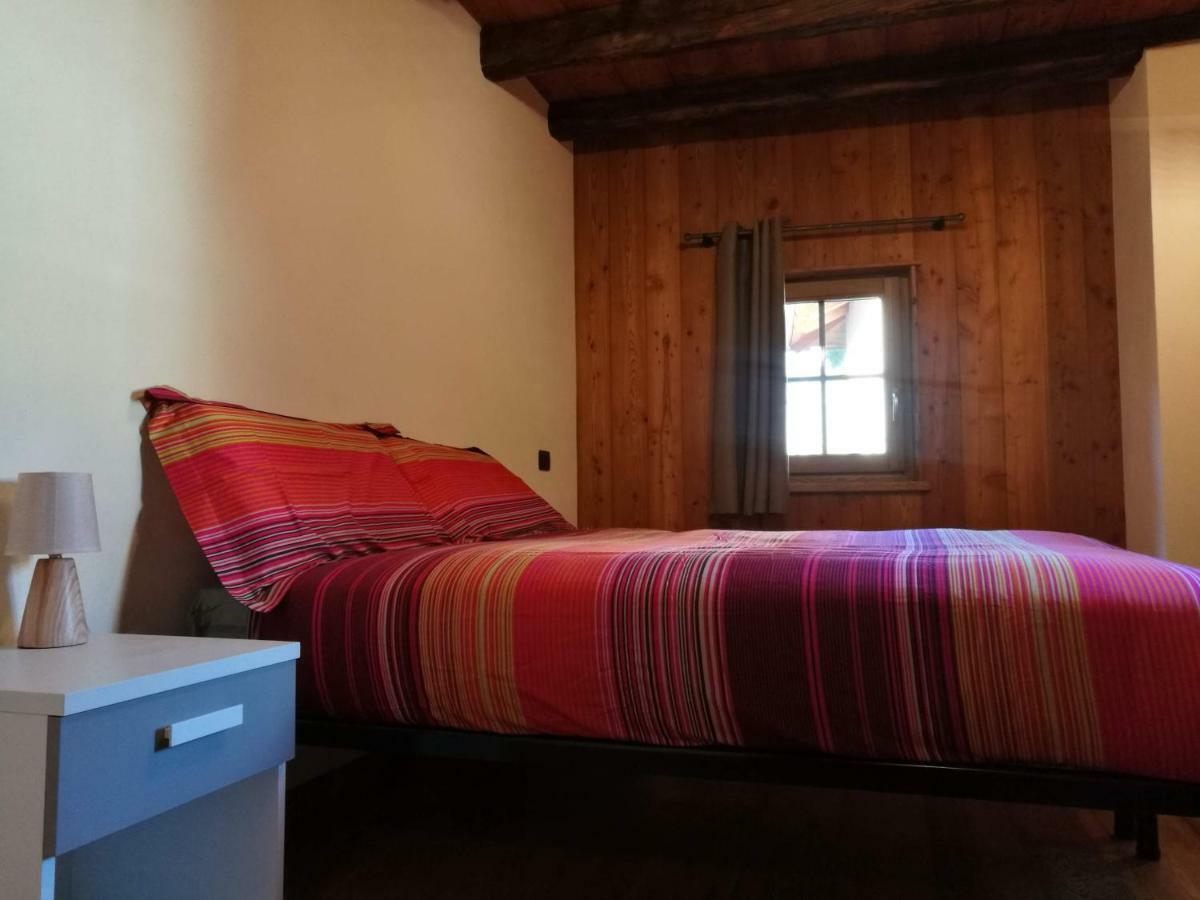 L'Atelier Du Temps - Les Greniers Appartements Aosta Eksteriør billede