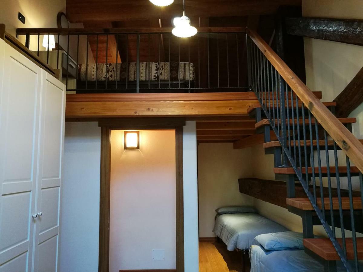 L'Atelier Du Temps - Les Greniers Appartements Aosta Eksteriør billede