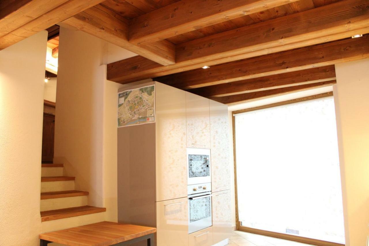 L'Atelier Du Temps - Les Greniers Appartements Aosta Eksteriør billede