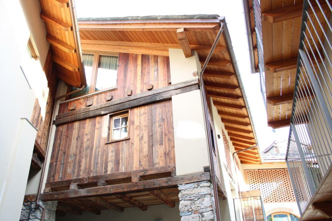 L'Atelier Du Temps - Les Greniers Appartements Aosta Eksteriør billede