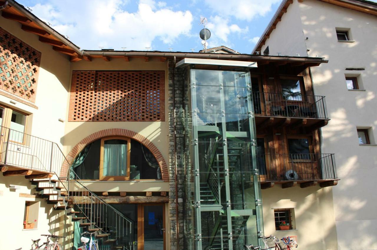 L'Atelier Du Temps - Les Greniers Appartements Aosta Eksteriør billede