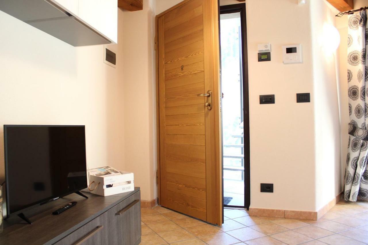 L'Atelier Du Temps - Les Greniers Appartements Aosta Eksteriør billede