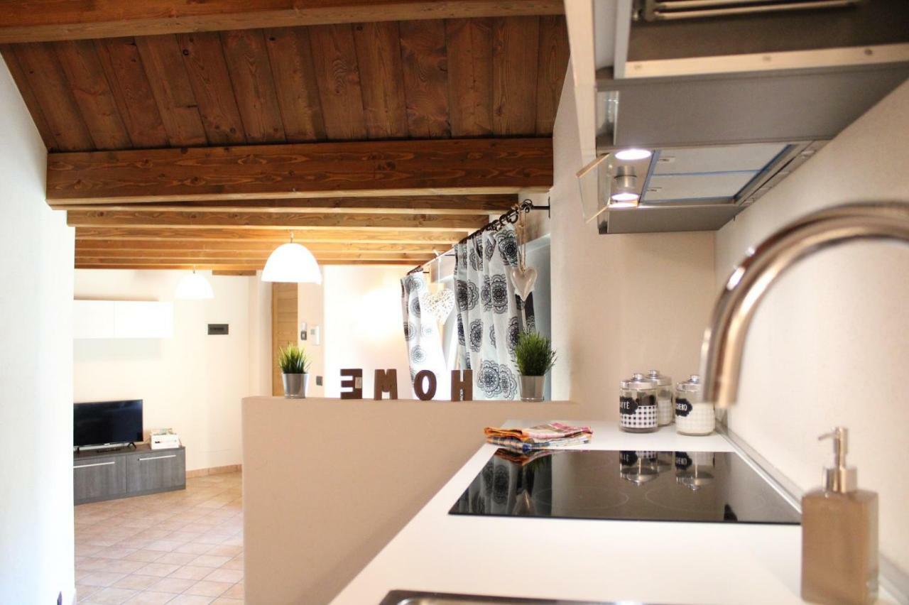 L'Atelier Du Temps - Les Greniers Appartements Aosta Eksteriør billede