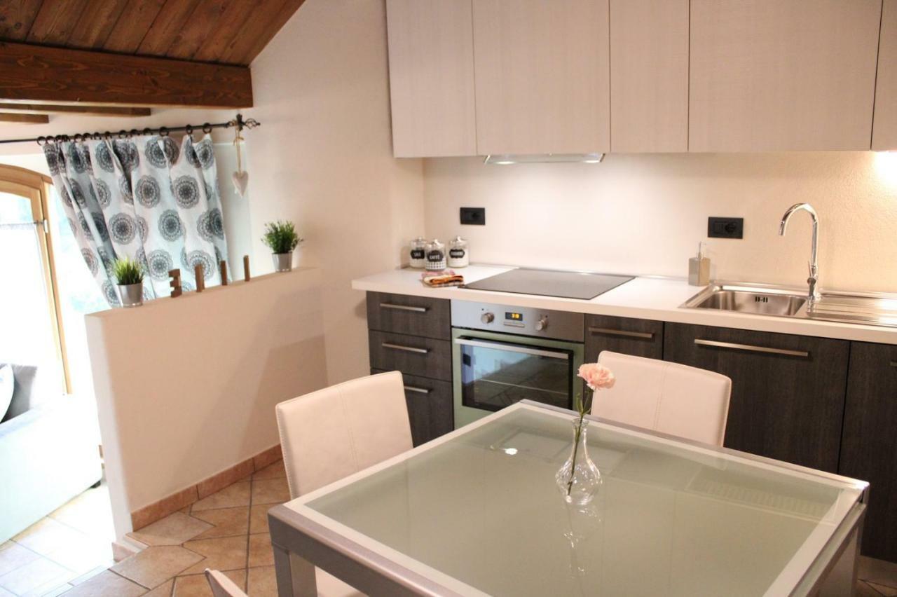 L'Atelier Du Temps - Les Greniers Appartements Aosta Eksteriør billede